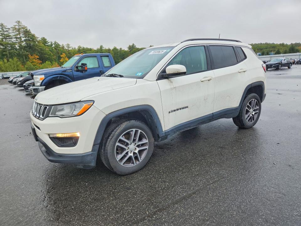 JEEP COMPASS 2018 with VIN 3C4NJDBB6JT255748 - Photo from auction