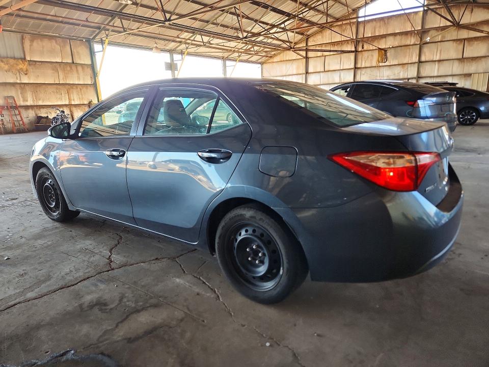 Photo 2 from auction – 2018 TOYOTA COROLLA with VIN 2T1BURHE0JC052401