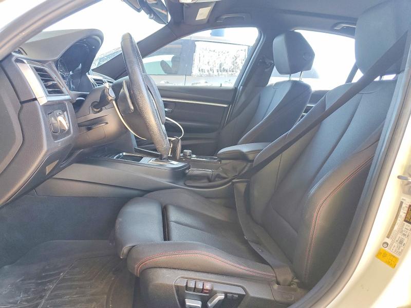 Photo 7 from auction – 2017 BMW 330 with VIN WBA8B9G38HNU55515