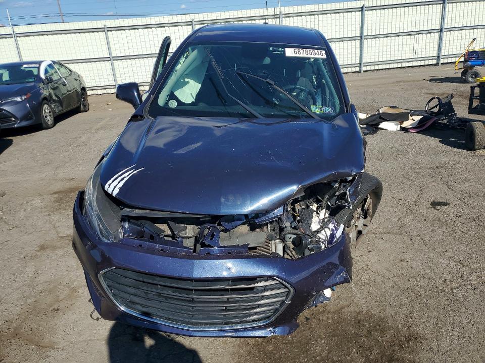 Photo 5 from auction – 2018 CHEVROLET TRAX with VIN 3GNCJKSB5JL168684