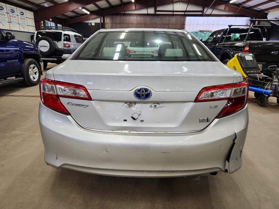 Photo 6 from auction – 2013 TOYOTA CAMRY HYBRID with VIN 4T1BD1FK5DU090266