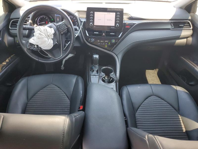 Photo 8 from auction – 2022 TOYOTA CAMRY with VIN 4T1G11AK1NU074654