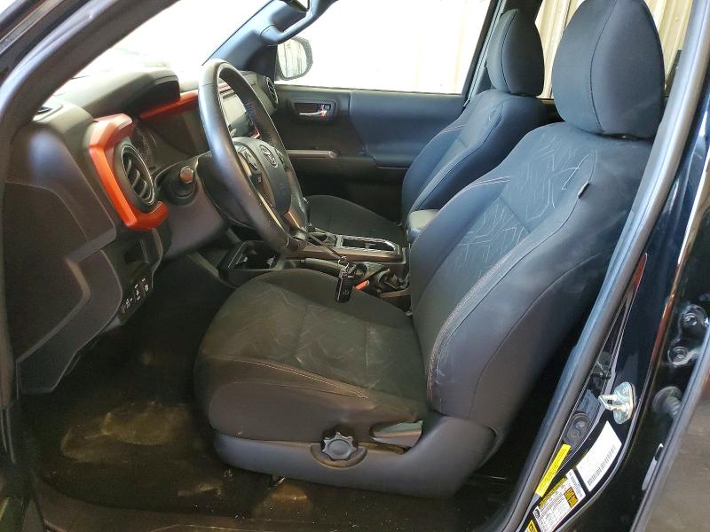 Снимка 7 от търг – 2017 TOYOTA TACOMA с VIN 5TFAZ5CN5HX041905