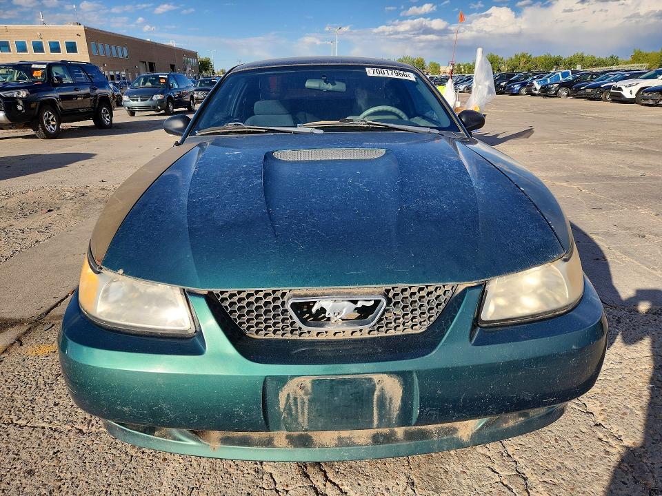 Photo 5 from auction – 2000 FORD MUSTANG with VIN 1FAFP4044YF300932