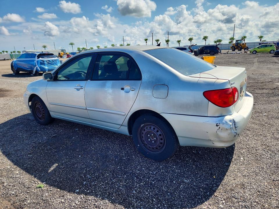 Снимка 2 от търг – 2004 TOYOTA COROLLA с VIN JTDBR32E942034750