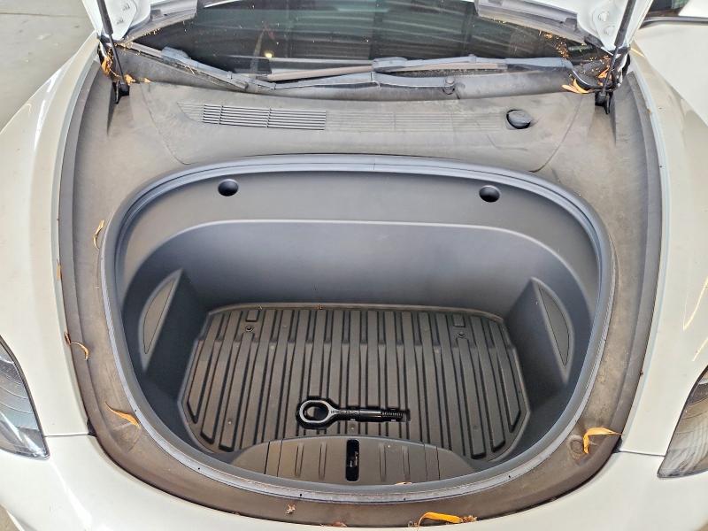 Photo 11 from auction – 2023 TESLA MODEL 3 with VIN 5YJ3E1EA2PF430341