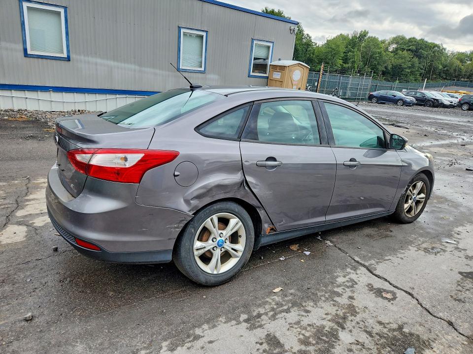 Снимка 3 от търг – 2013 FORD FOCUS с VIN 1FADP3F27DL193460