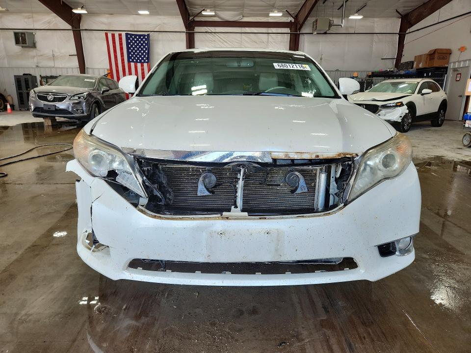 Photo 5 from auction – 2012 TOYOTA AVALON with VIN 4T1BK3DB9CU448228