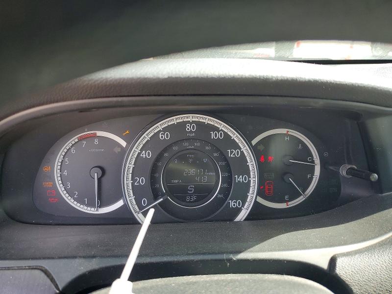 Photo 9 from auction – 2015 HONDA ACCORD with VIN 1HGCR2F7XFA133873