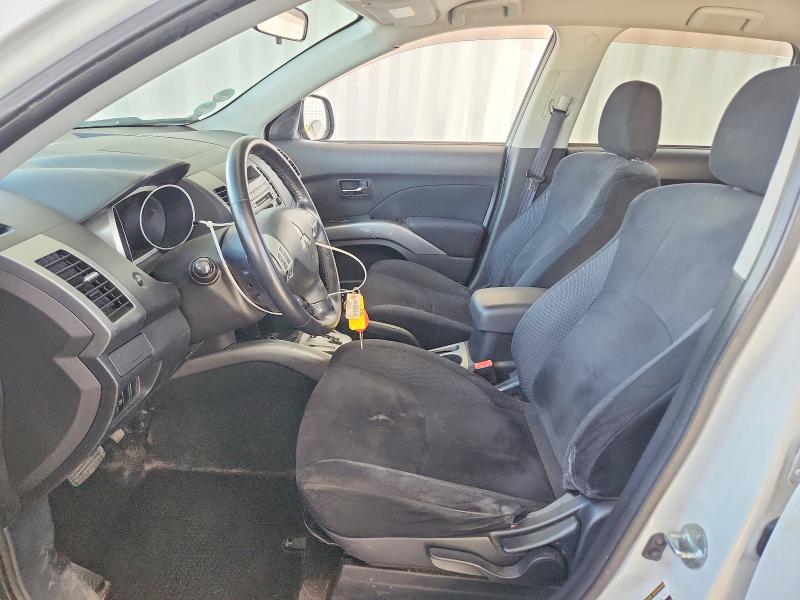 Снимка 7 от търг – 2009 MITSUBISHI OUTLANDER с VIN JA4LT21W39Z014710