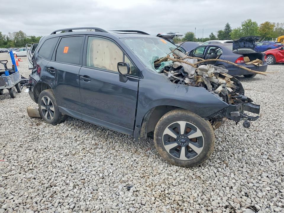 صورة رقم 4 من المزاد - 2017 SUBARU FORESTER مع VIN JF2SJAEC1HH516817