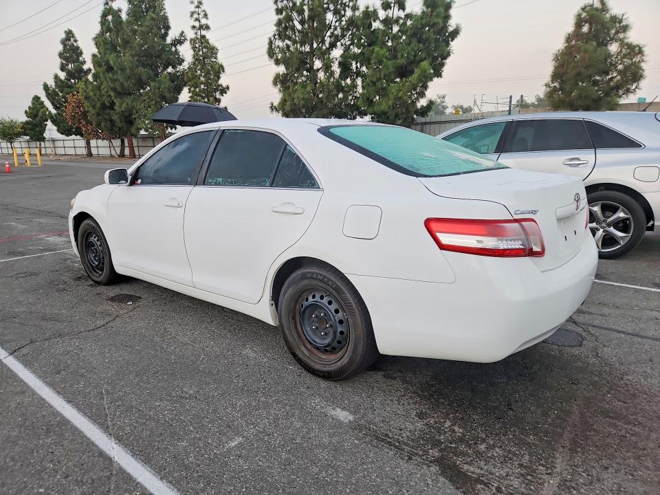 Photo 2 from auction – 2010 TOYOTA CAMRY with VIN 4TFBF3EK7AR019871