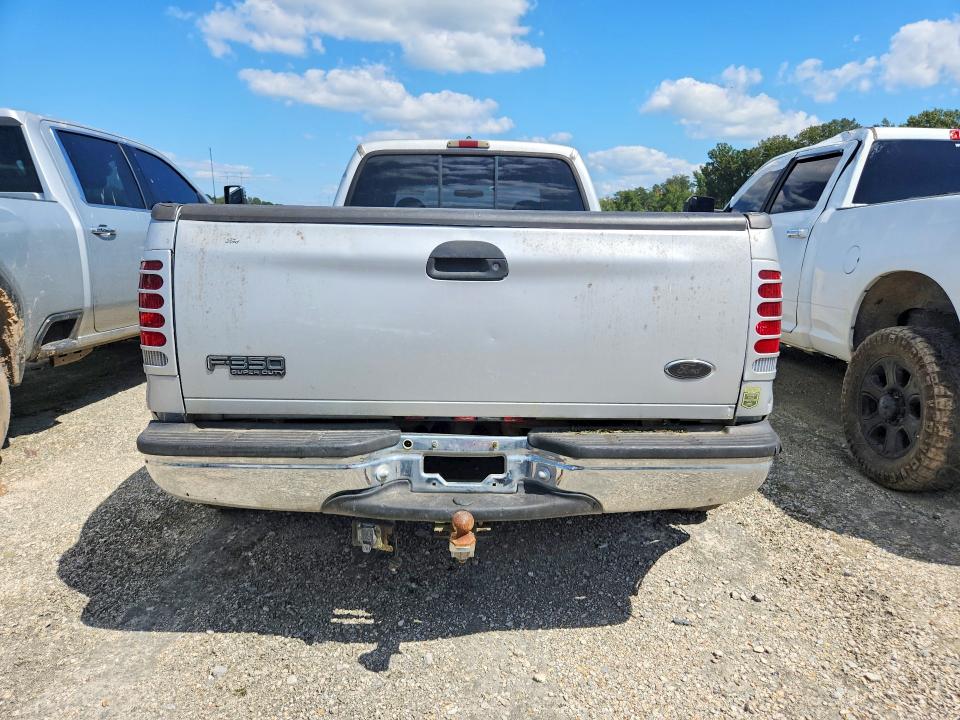 Photo 6 from auction – 2000 FORD F350 with VIN 1FTWW32F7YEC23873