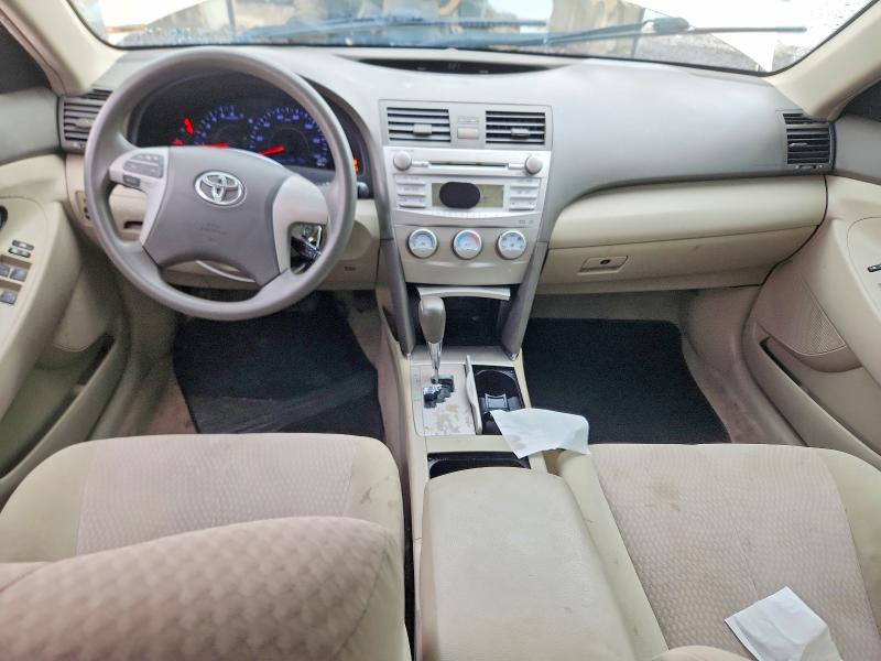 Photo 8 from auction – 2011 TOYOTA CAMRY with VIN 4T1BF3EK6BU118788