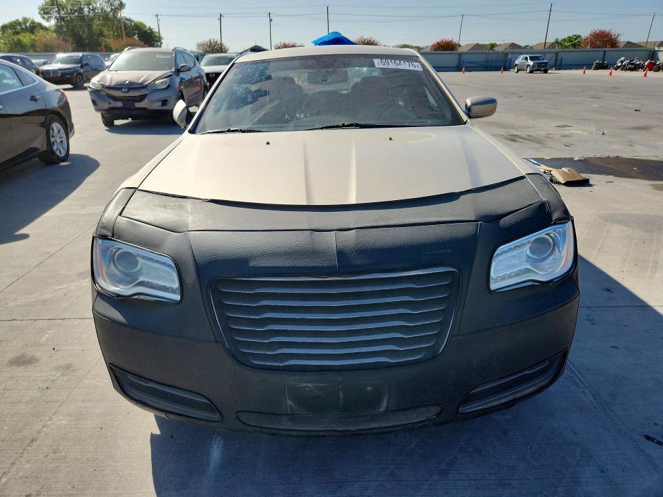 Foto 5 de la subasta – 2012 CHRYSLER 300 con VIN 2C3CCAAG1CH311477