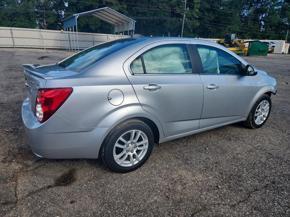 Photo 3 from auction – 2016 CHEVROLET SONIC with VIN 1G1JC5SH4G4169137