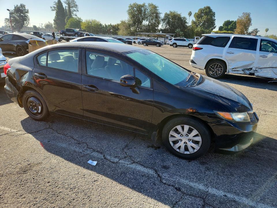 Zdjęcie 4 z aukcji – 2012 HONDA CIVIC z VIN 19XFB2F50CE326251