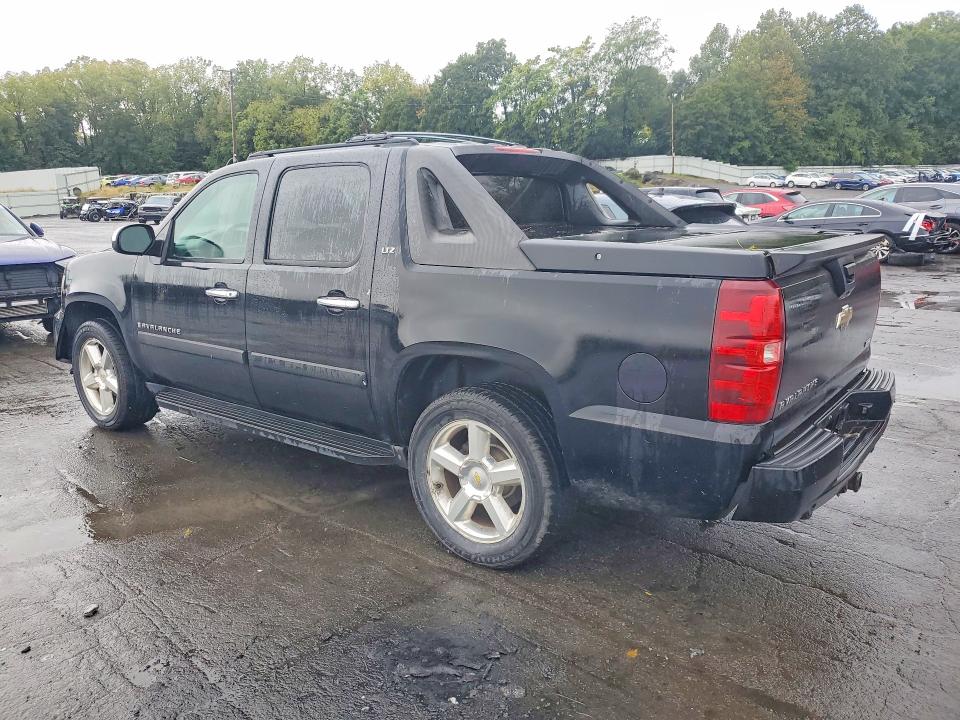 Photo 2 from auction – 2008 CHEVROLET AVALANCHE with VIN 3GNFK123X8G309586