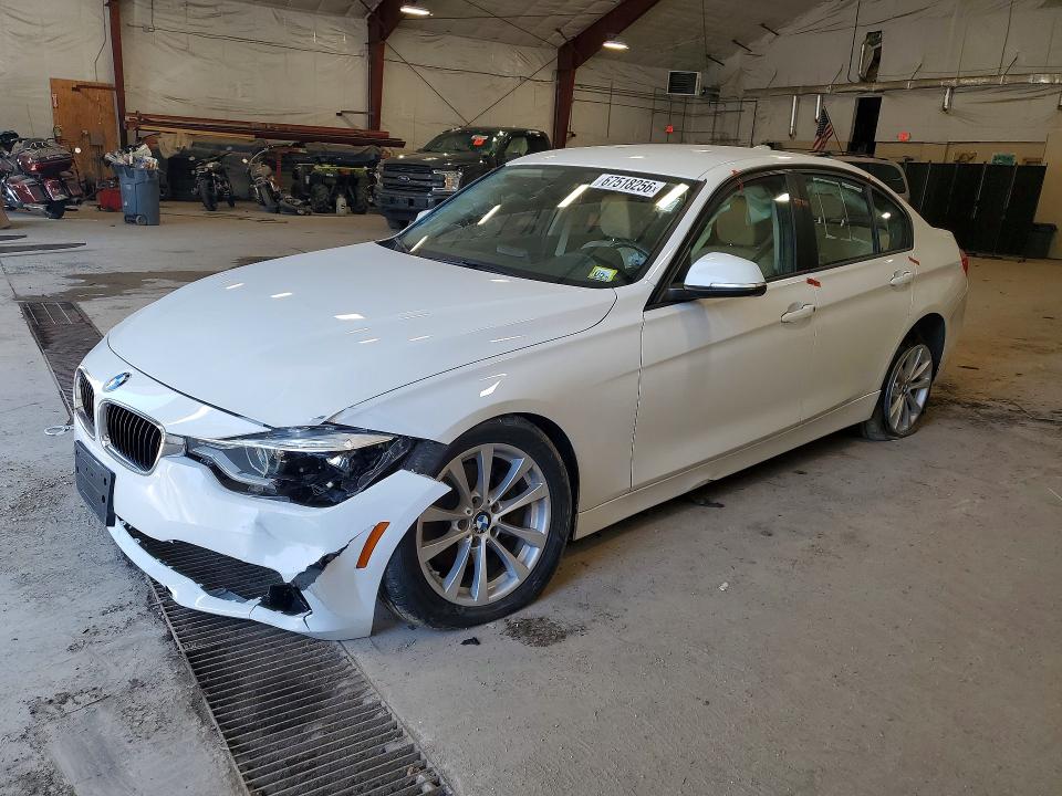 صورة رقم 1 من المزاد - 2018 BMW 320 مع VIN WBA8A3C57JA067390