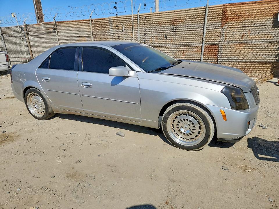 Photo 4 from auction – 2004 CADILLAC CTS with VIN 1G6DM577540106863