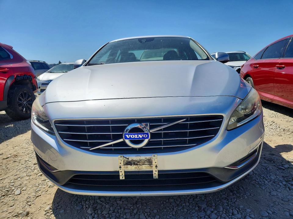 Photo 5 from auction – 2015 VOLVO S60 with VIN YV126MFK9F1347721