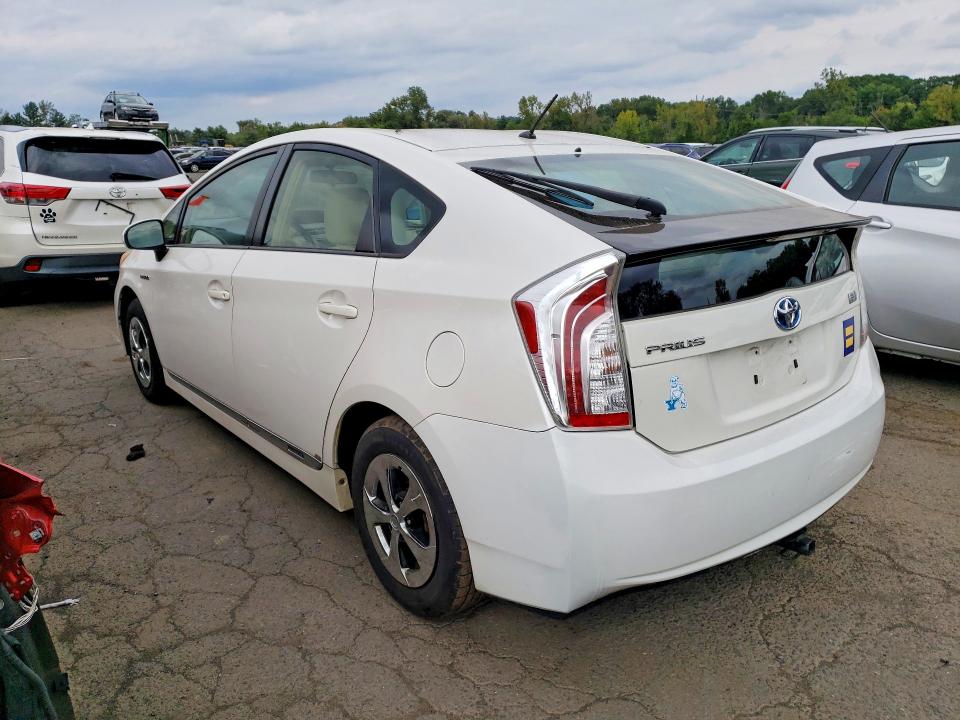 Photo 2 from auction – 2012 TOYOTA PRIUS with VIN JTDKN3DU5C5517679