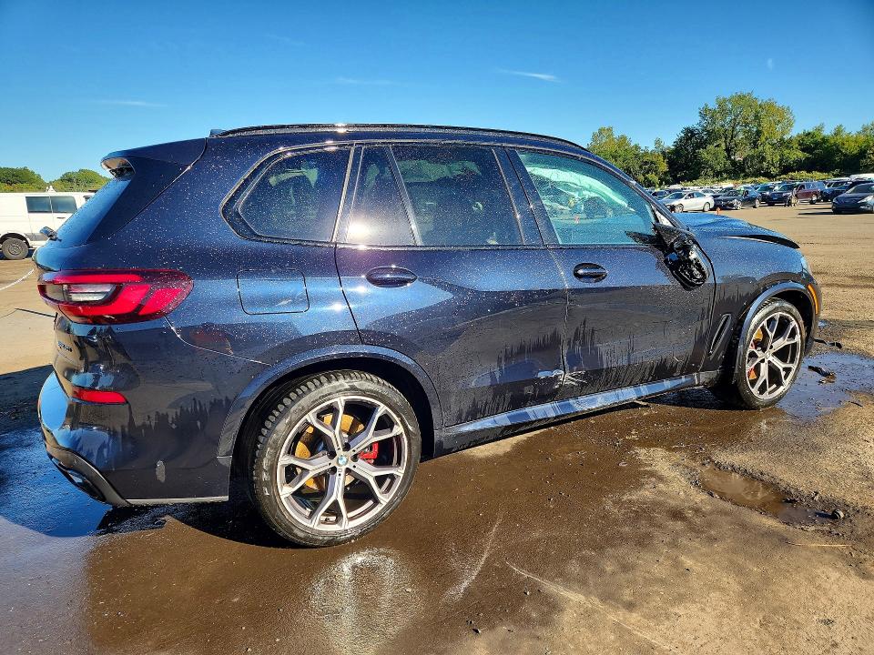 Foto 3 de la subasta – 2023 BMW X5 con VIN 5UXCR6C09P9P77007