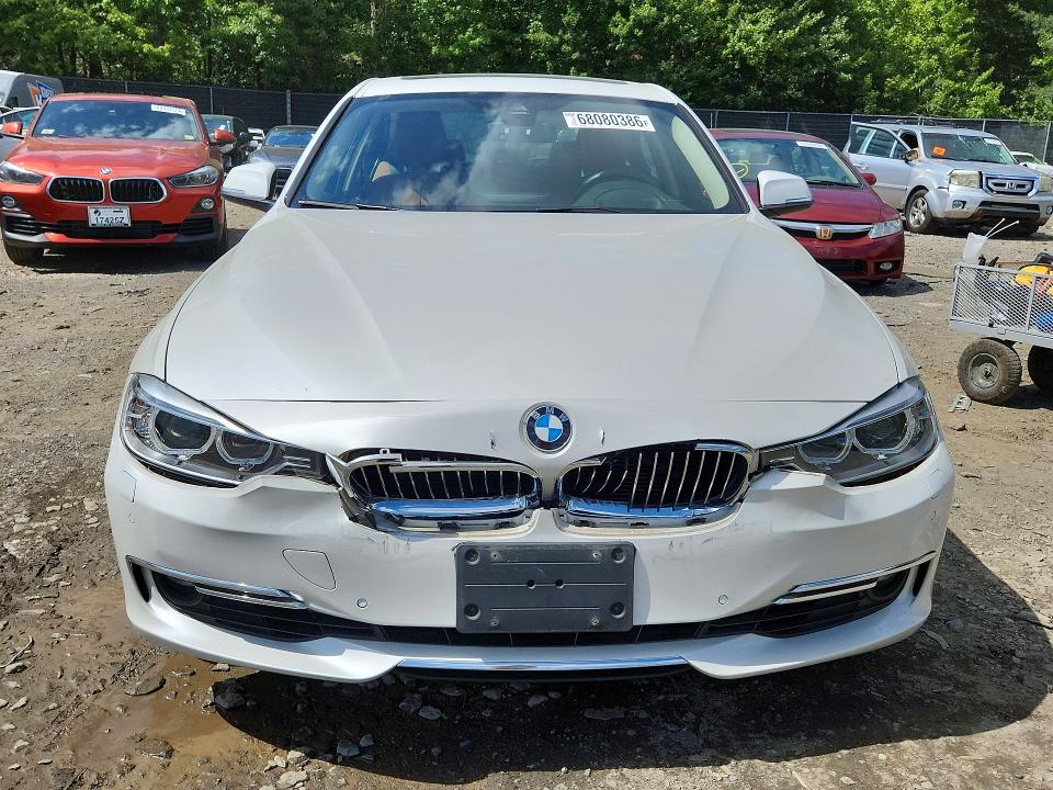Zdjęcie 5 z aukcji – 2015 BMW 328 z VIN WBA3B3C50FJ983732