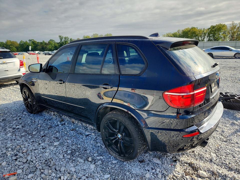 Foto 2 de la subasta – 2013 BMW X5 con VIN 5YMGY0C51DLL15786