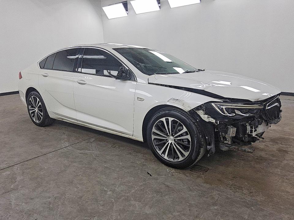 صورة رقم 4 من المزاد - 2019 BUICK REGAL مع VIN W04GP6SX4K1029662