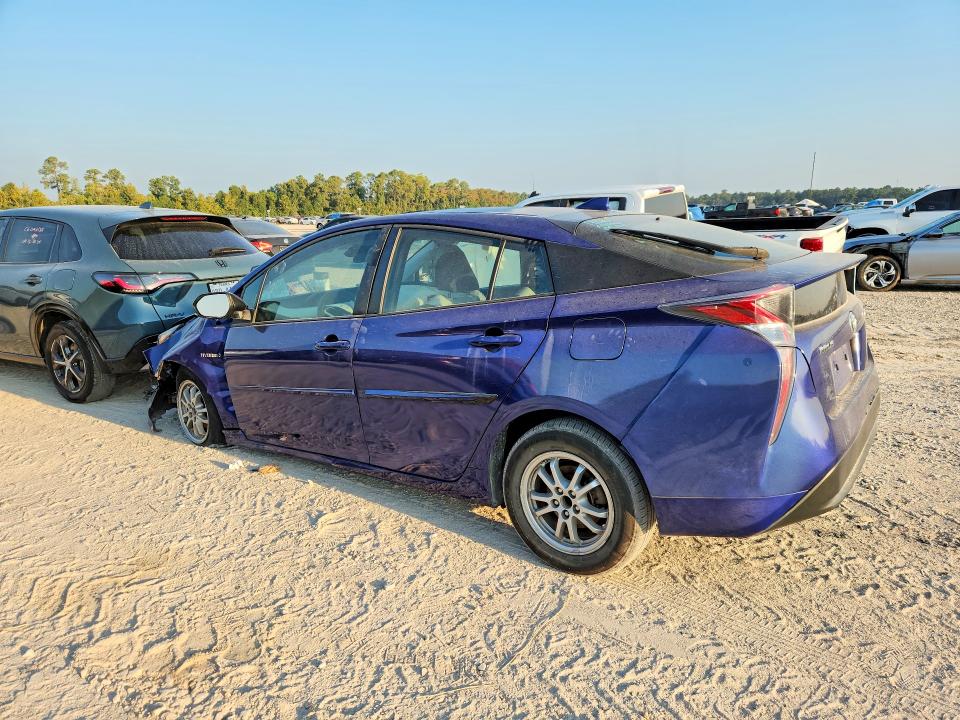 Photo 2 from auction – 2017 TOYOTA PRIUS with VIN JTDKBRFU4H3536056
