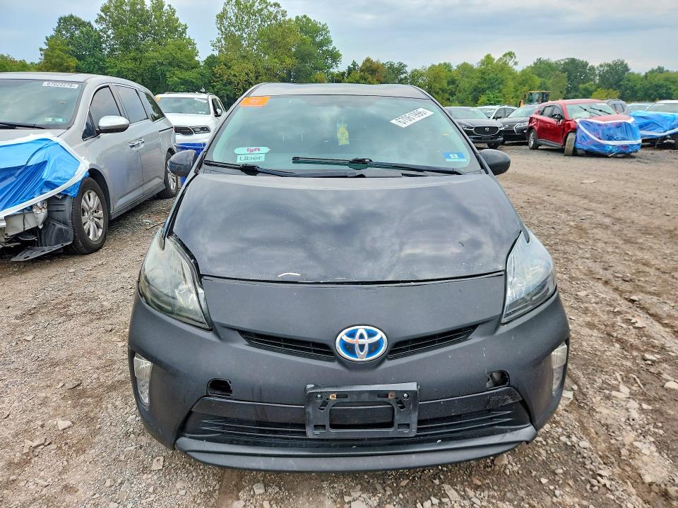 Photo 5 from auction – 2011 TOYOTA PRIUS with VIN JTDKN3DU4B1384905