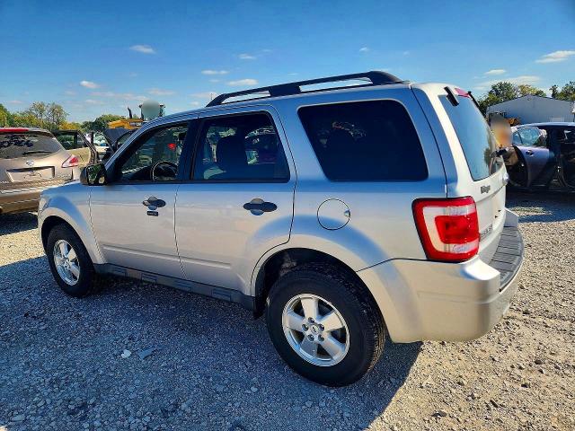 Снимка 2 от търг – 2011 FORD ESCAPE с VIN 1FMCU0DG0BKB45079