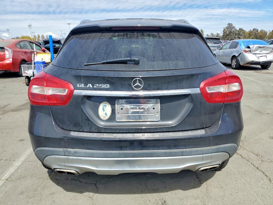Photo 6 from auction – 2016 MERCEDES-BENZ GLA with VIN WDCTG4EB5GJ210506