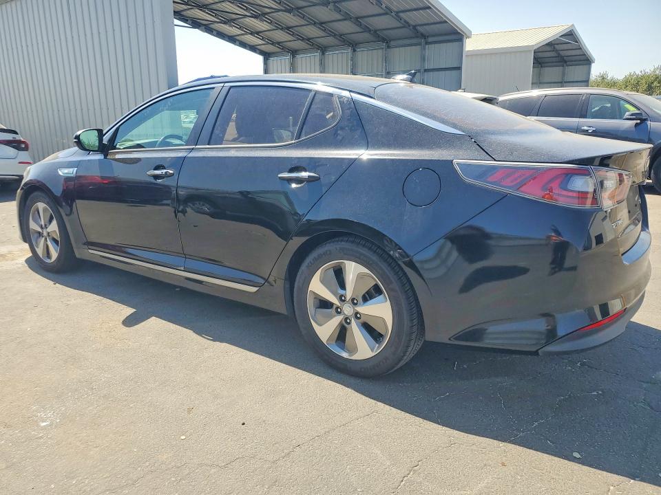 Photo 2 from auction – 2015 KIA OPTIMA with VIN KNAGN4ADXF5080666