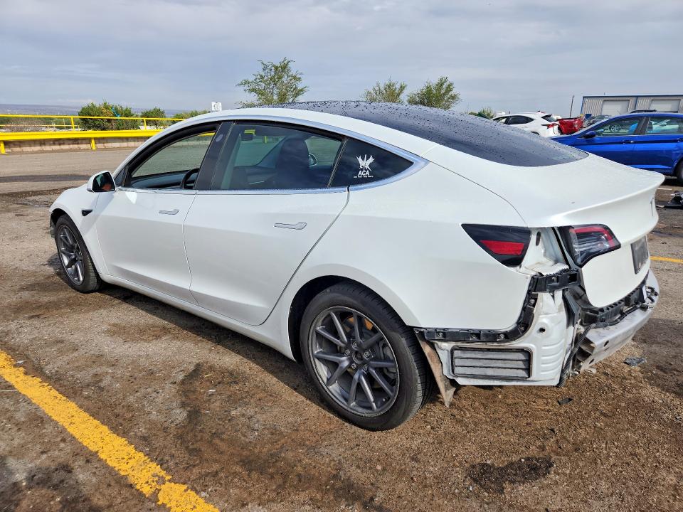 Фото 2 с аукциона – 2020 TESLA MODEL 3 с VIN 5YJ3E1EB0LF665100