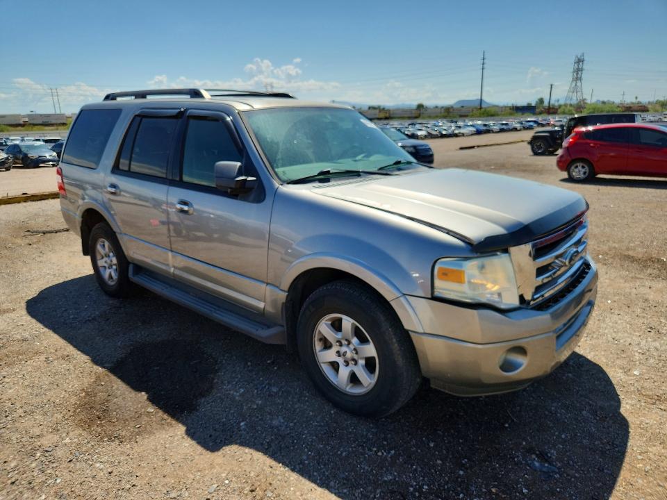 Photo 4 from auction – 2009 FORD EXPEDITION with VIN 1FMFU15569LA02075