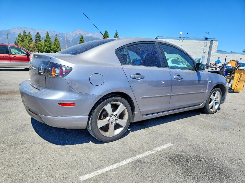 Photo 3 from auction – 2006 MAZDA 3 with VIN JM1BK324161520778