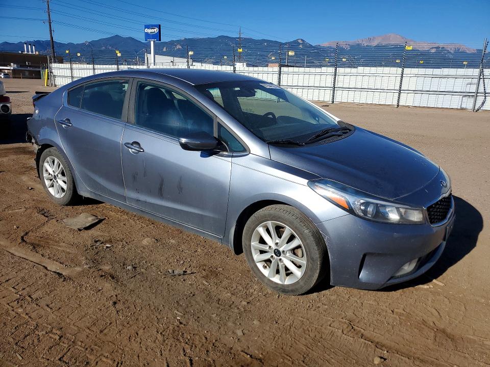 Снимка 4 от търг – 2017 KIA FORTE с VIN 3KPFL4A73HE140437