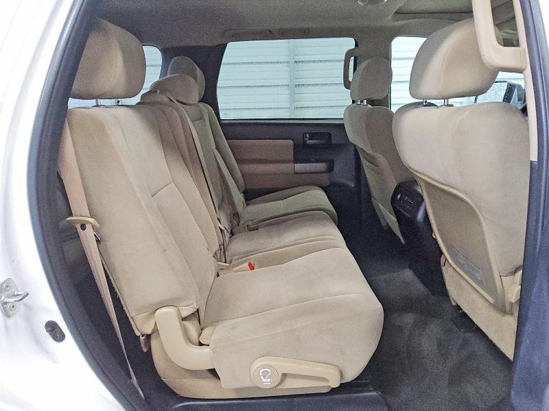 Photo 10 from auction – 2012 TOYOTA SEQUOIA with VIN 5TDZY5G1XCS038834