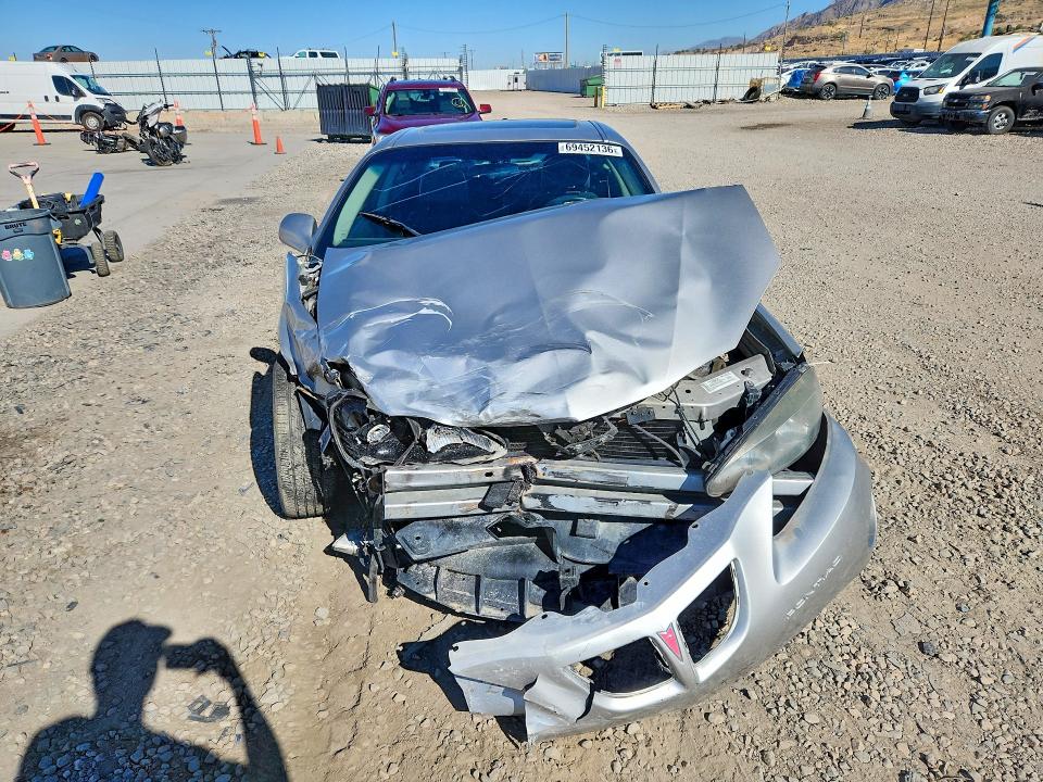 Снимка 5 от търг – 2007 PONTIAC GRAND PRIX с VIN 2G2WP552X71142002