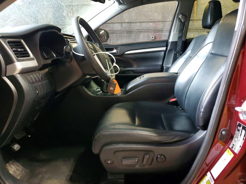 Photo 7 from auction – 2016 TOYOTA HIGHLANDER with VIN 5TDJKRFHXGS312625