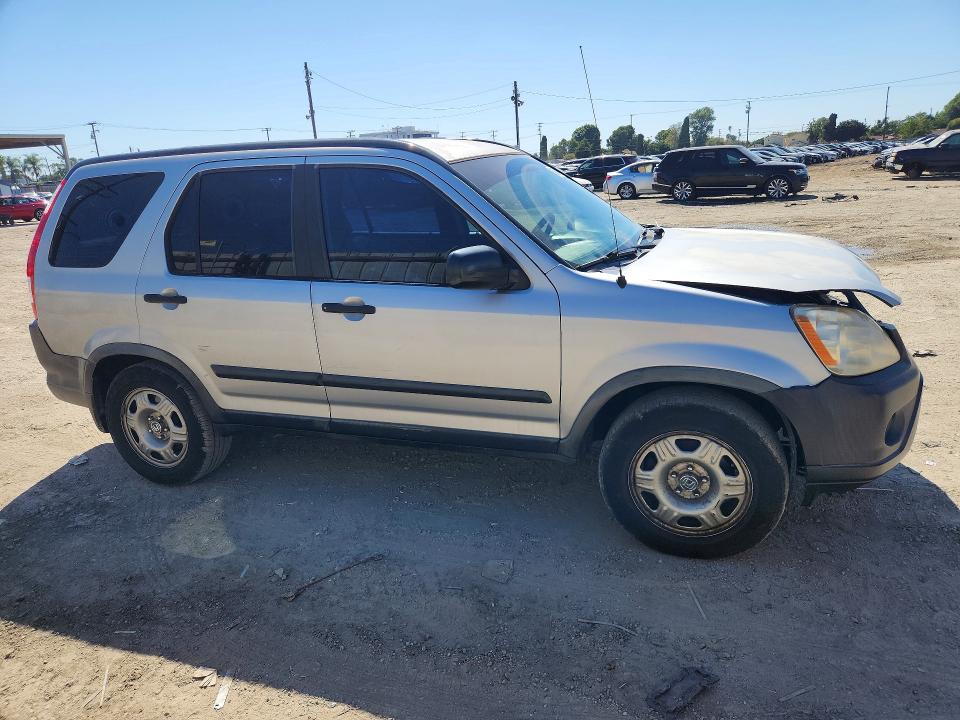 Photo 4 from auction – 2005 HONDA CR-V with VIN JHLRD68595C015717
