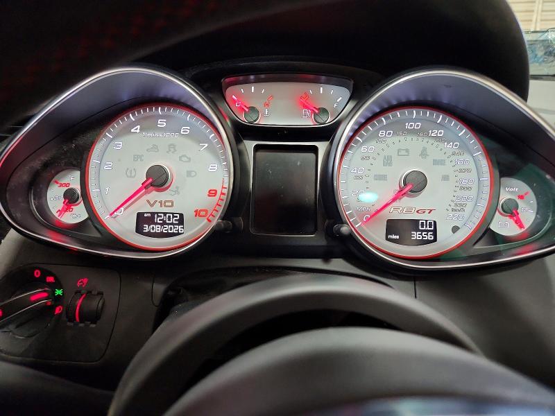 Photo 9 from auction – 2012 AUDI R8 with VIN WUA9NAFGXCN900112