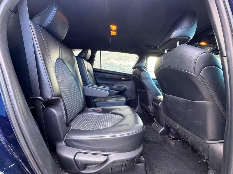 Photo 6 from auction – 2023 TOYOTA HIGHLANDER with VIN 5TDKDRBH5PS004752