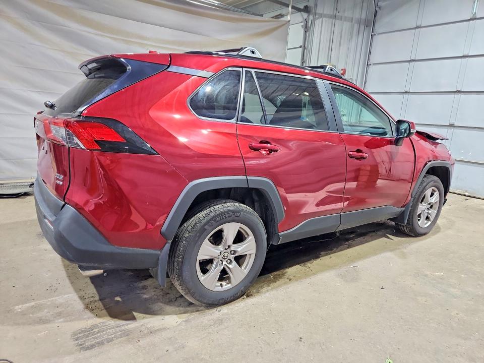 Photo 3 from auction – 2025 TOYOTA RAV4 with VIN 2T3P1RFV1SW555993