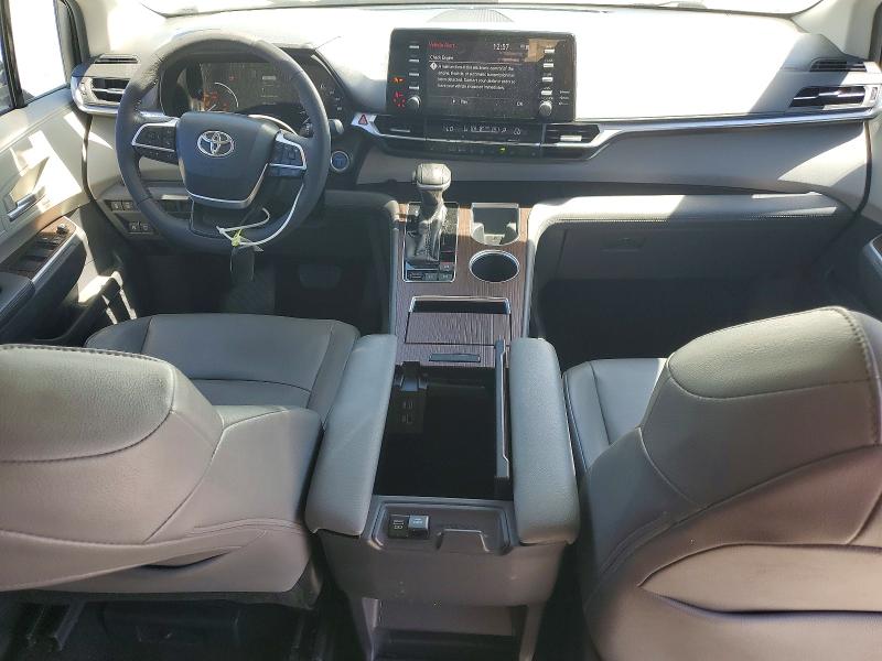 Photo 8 from auction – 2022 TOYOTA SIENNA with VIN 5TDYRKEC2NS092398