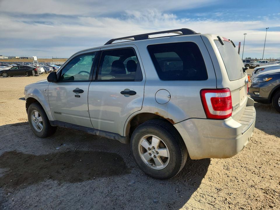 Photo 2 from auction – 2008 FORD ESCAPE with VIN 1FMCU931X8KD04698