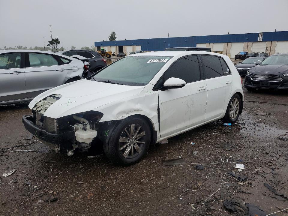 2016 VOLKSWAGEN GOLF