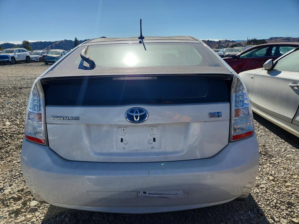 Снимка 6 от търг – 2010 TOYOTA PRIUS с VIN JTDKN3DU2A0095042
